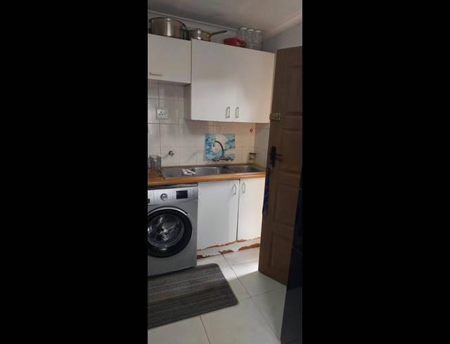 2 BEDROOM HOUSE FOR SALE IN LOTUS GARDENS